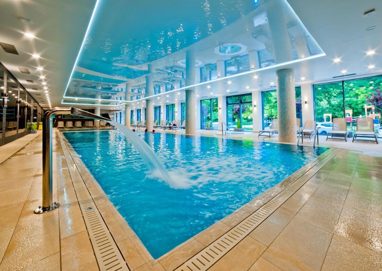 Porty B103 Nadmorskie Tarasy Pool Sauna Parking Колобжег Екстериор снимка