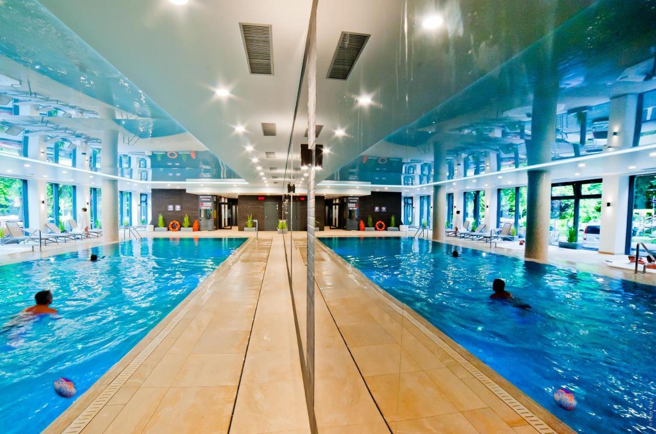 Porty B103 Nadmorskie Tarasy Pool Sauna Parking Колобжег Екстериор снимка