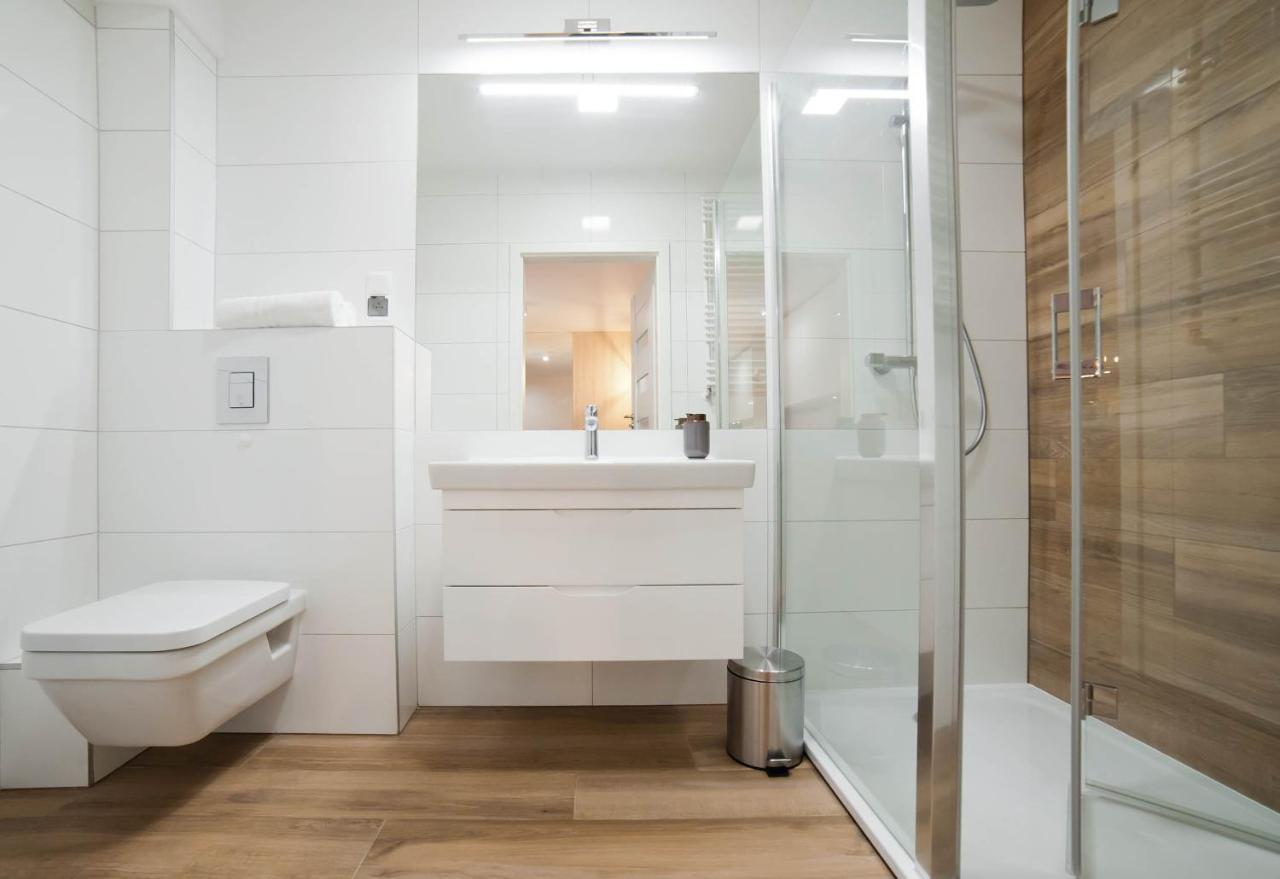 Porty B103 Nadmorskie Tarasy Pool Sauna Parking Колобжег Екстериор снимка