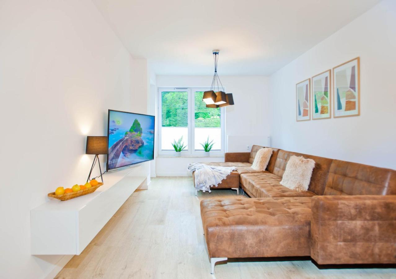 Porty B103 Nadmorskie Tarasy Pool Sauna Parking Колобжег Екстериор снимка