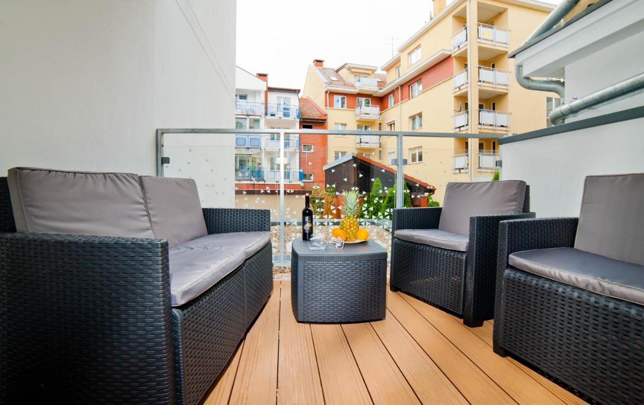 Porty B103 Nadmorskie Tarasy Pool Sauna Parking Колобжег Екстериор снимка